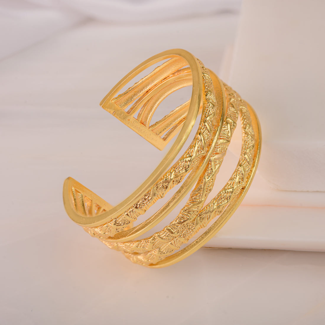 TEXTURED CUFF BANGLE