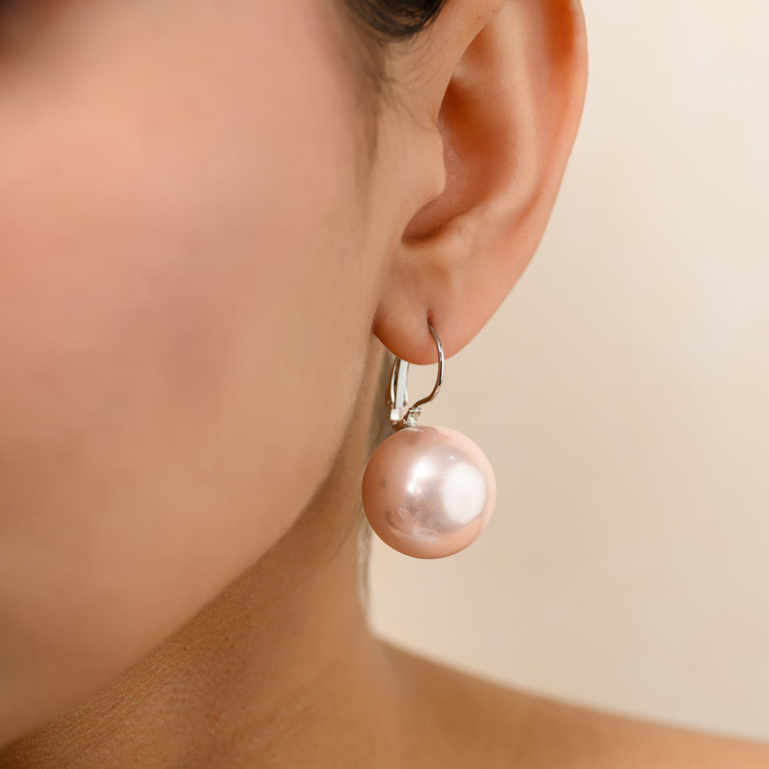 PEARL CLIP-ON EARRINGS