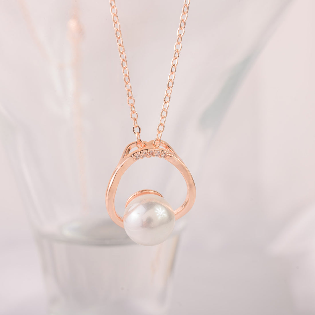 ALLURE PEARL NECKLACE