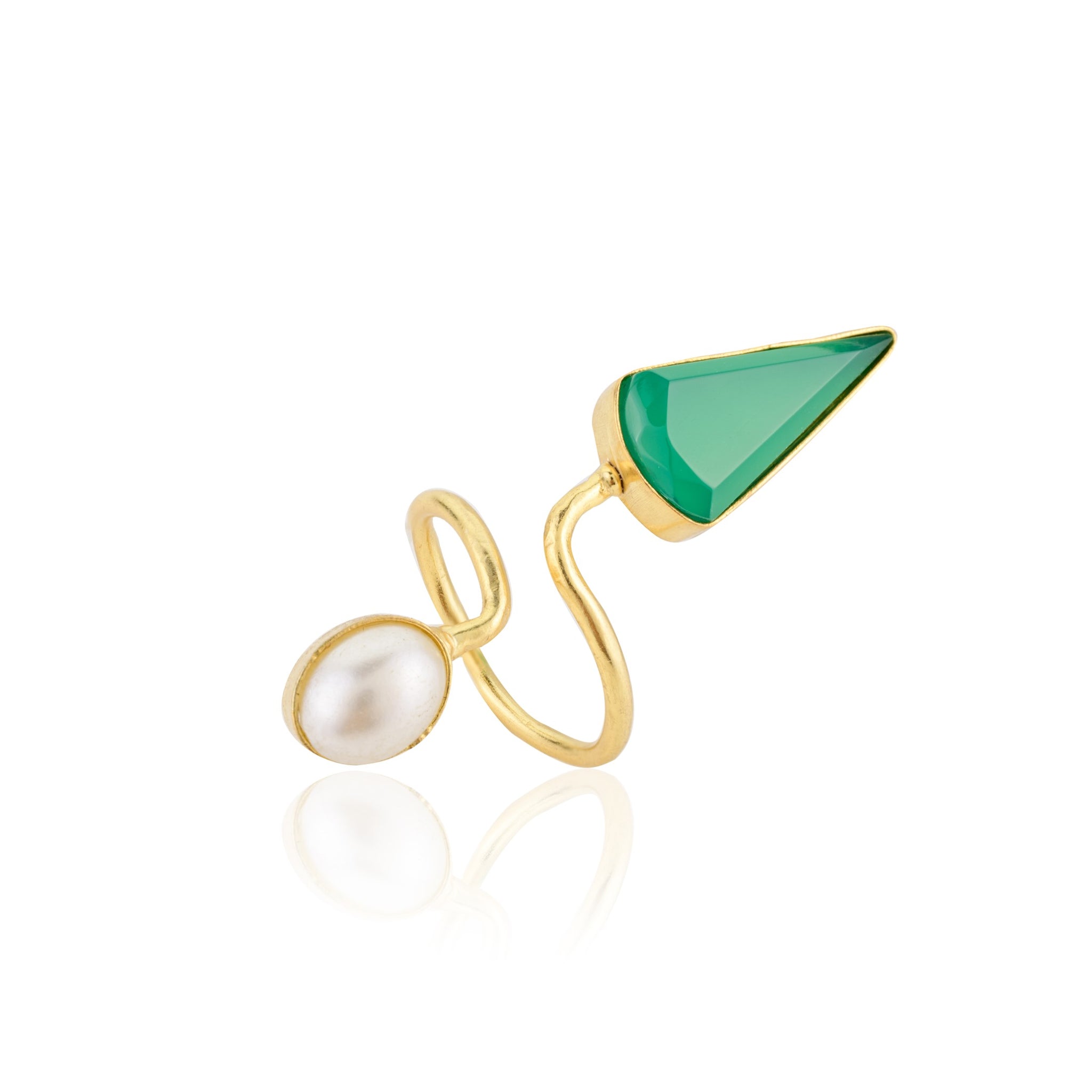 Artistic Design Ring With Pearl & Green Stone